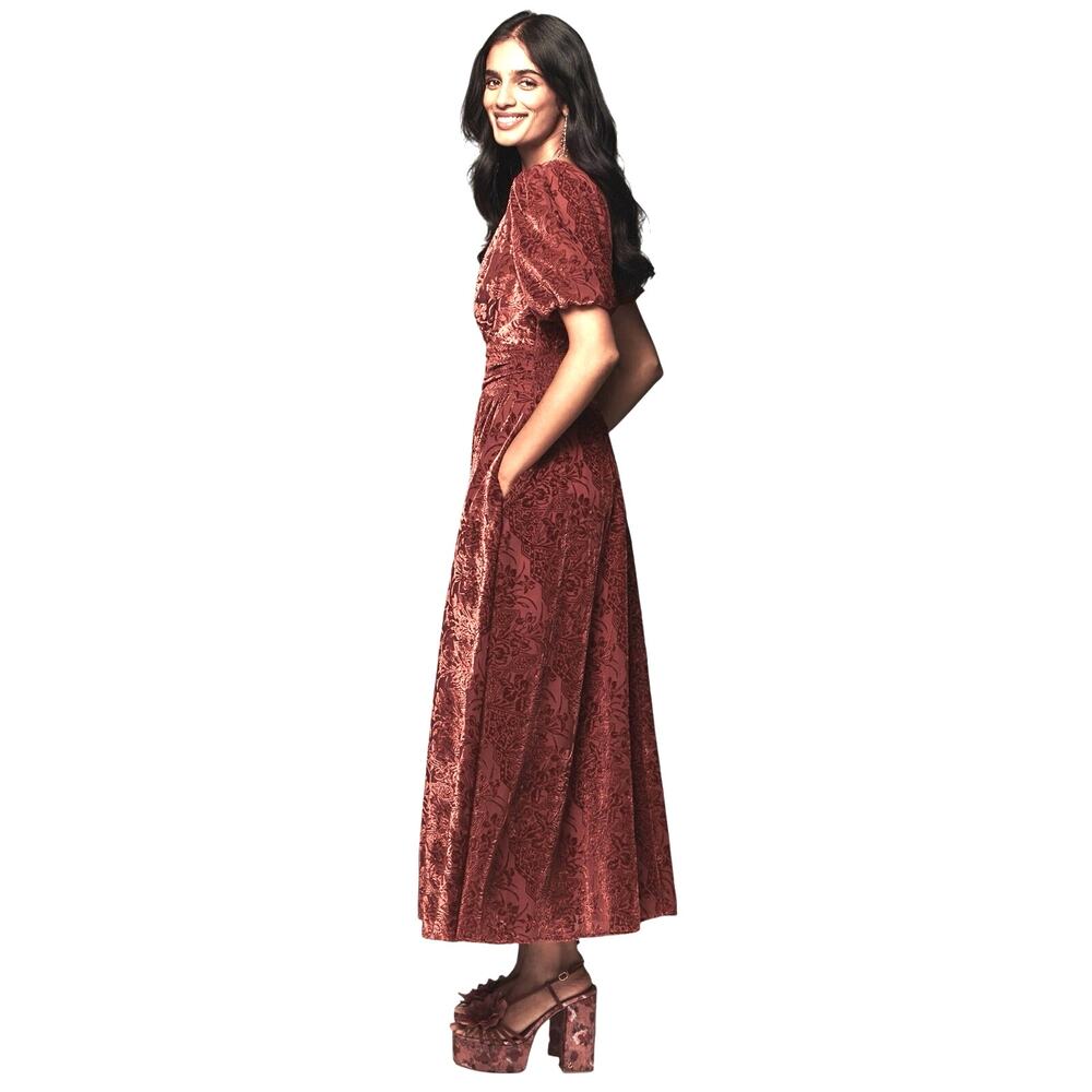 ANTHROPOLOGIE Women’s Katerina Red Floral Velvet Boho Maxi Dress - Picture 2 of 8